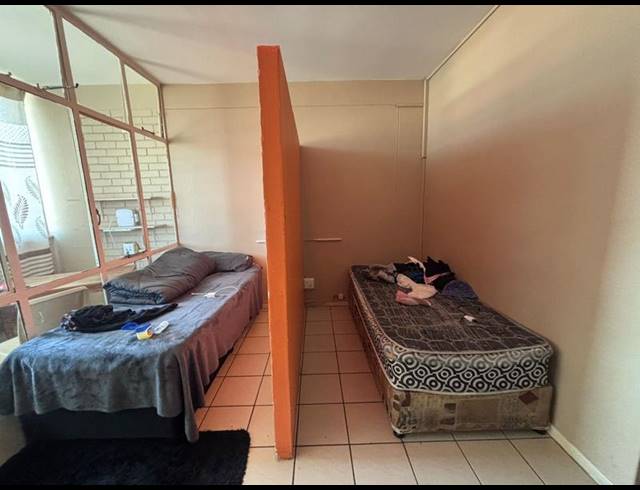 BUSINESS FOR SALE IN BRIXTON